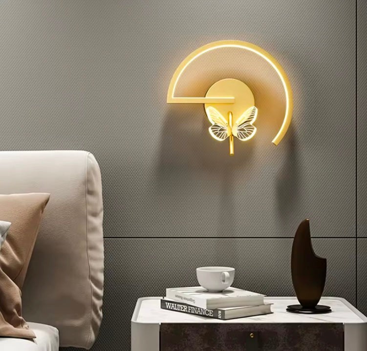 Aurora Butterfly Wall Lamp – Elegance that Glows