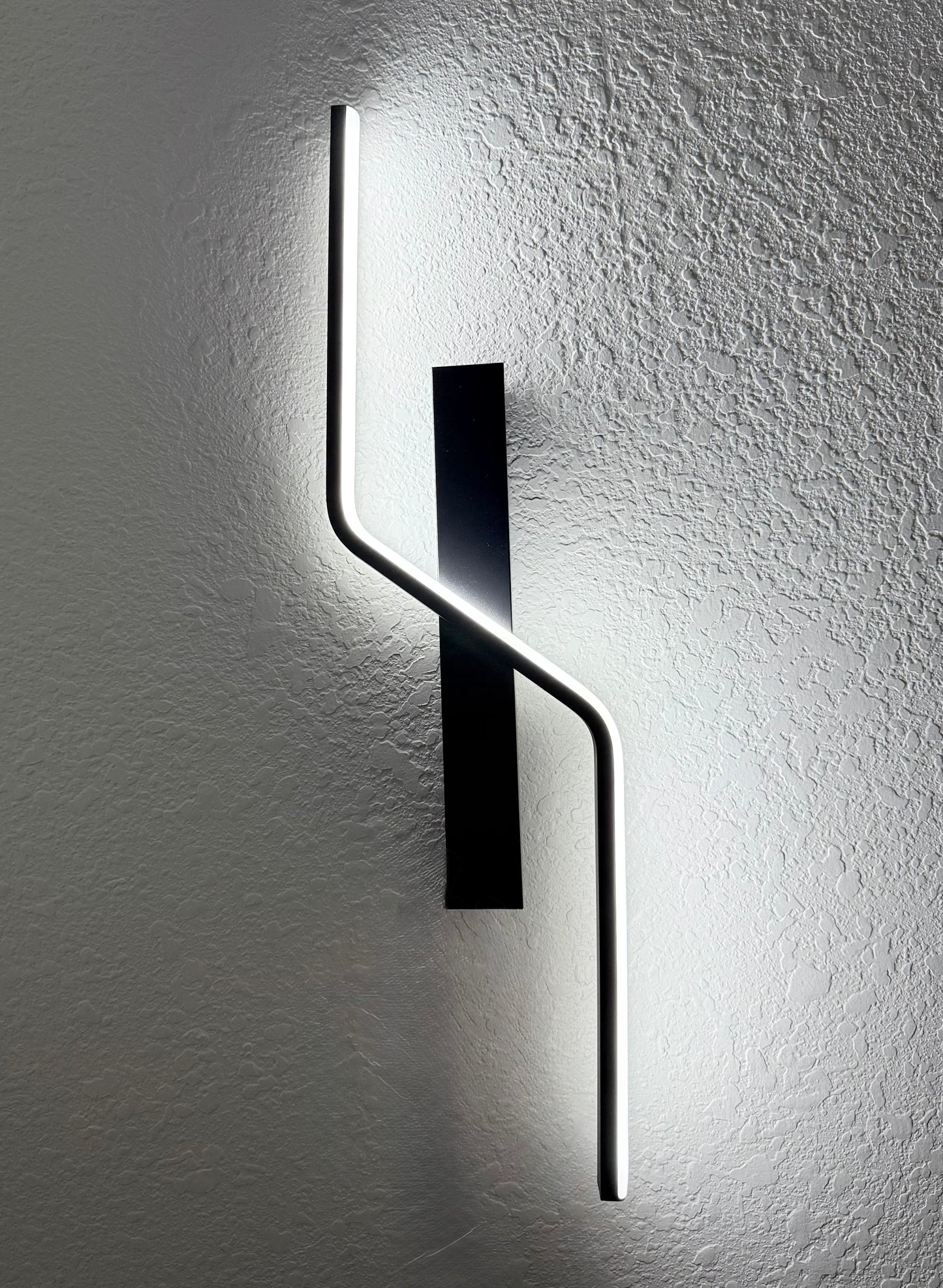 Silhouette XL | LED Wall Lamp – 3 Color Temperatures