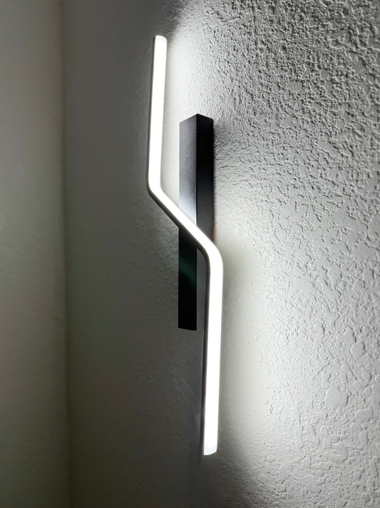Silhouette XL | LED Wall Lamp – 3 Color Temperatures
